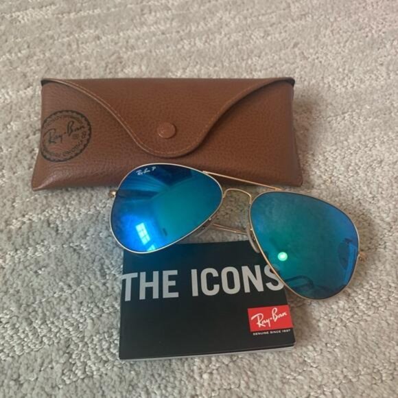 Rayban Polarized Icon sunglasses with blue lens